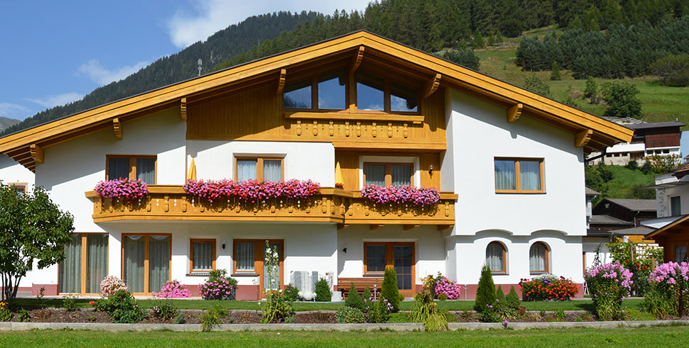 Appartements Apart Anna mit Ferienwohnungen Appartements in Nauders am Reschenpass im Tiroler Oberland